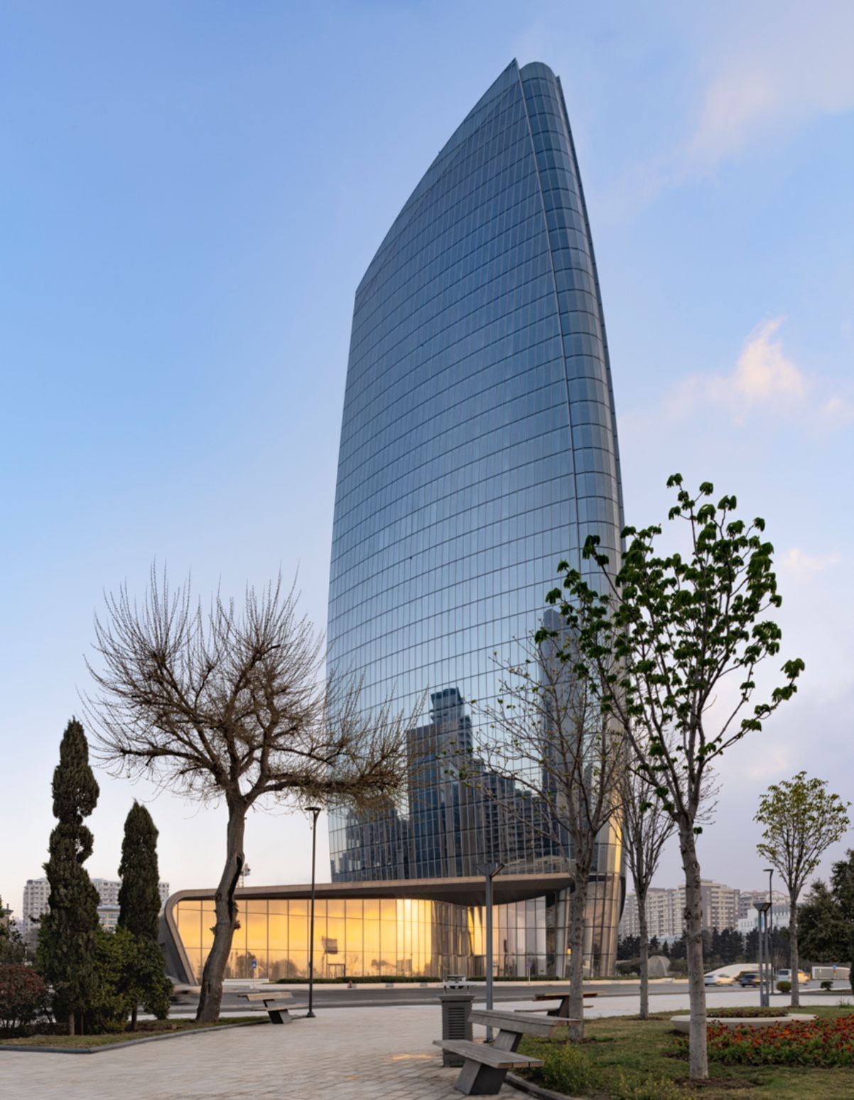 Port Baku 2 – Kapital Bank Layihəsində Pelsan İşıqlandırma Həlləri